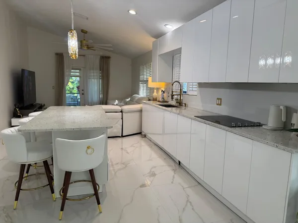 $5,000 | 544 Northwest 38th Avenue, Deerfield Beach, FL 33442