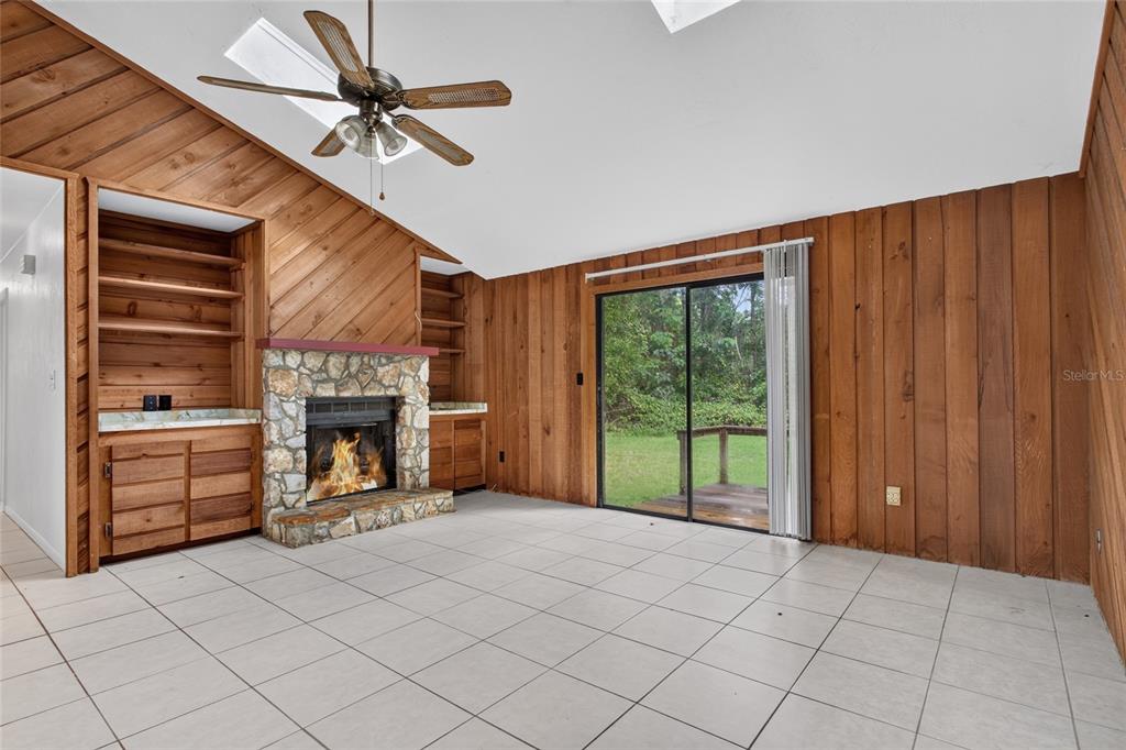 7714 Southwest 5th Place Gainesville, FL 32607 - Photo 4 of 25 Gallery Image 4
