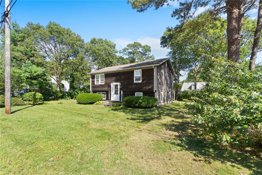 65 Alder Road South Kingstown, RI 02879 - Photo 2 of 40 Gallery Image 2