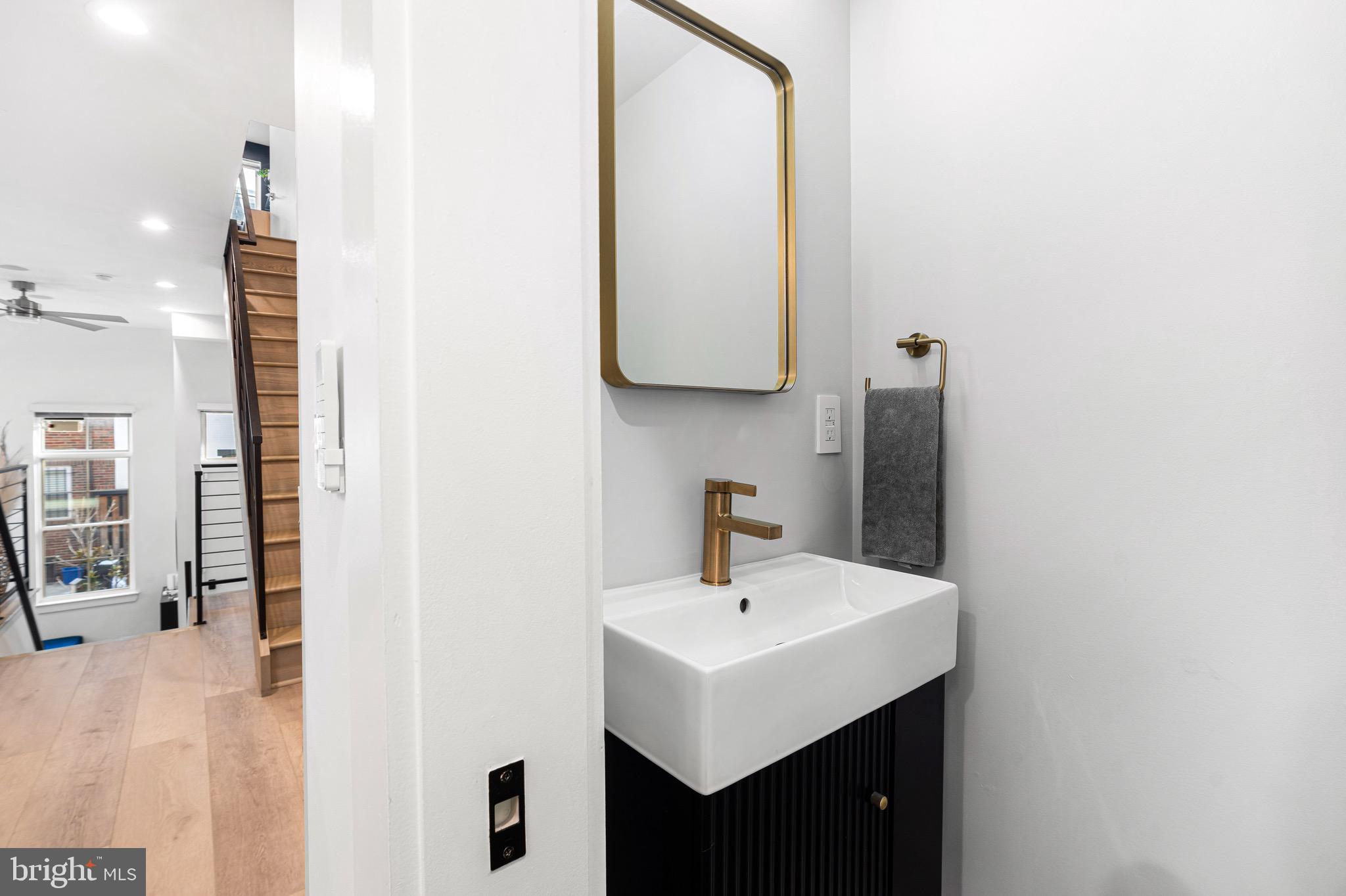 627 McClellan Street Philadelphia, PA 19148 - Photo 11 of 34 Updated half bath