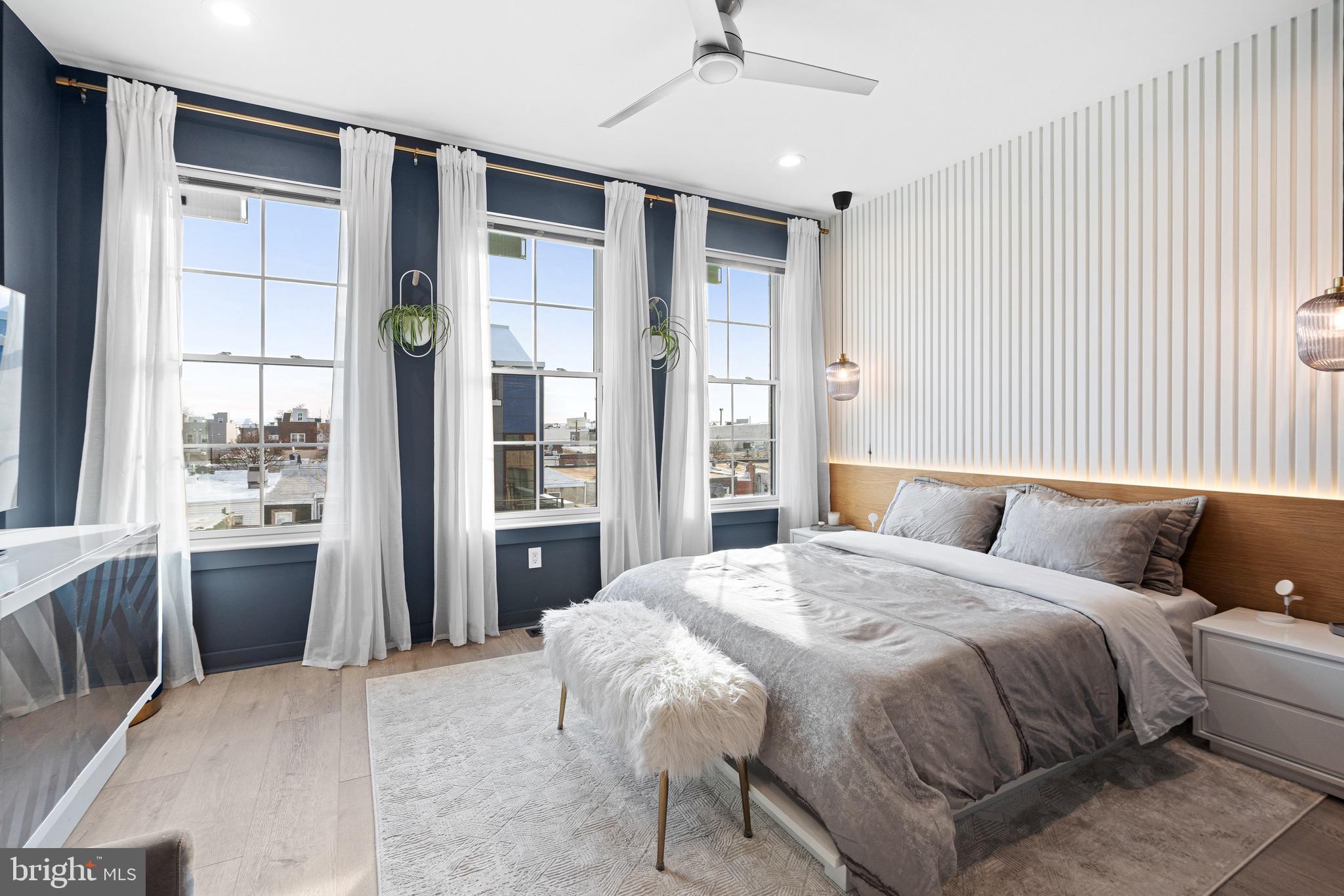 627 McClellan Street Philadelphia, PA 19148 - Photo 20 of 34 Primary bedroom w/ custom smart lit accent wall