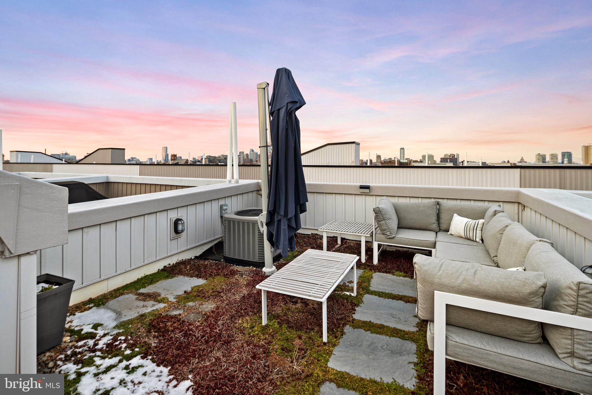 627 McClellan Street Philadelphia, PA 19148 - Photo 31 of 34