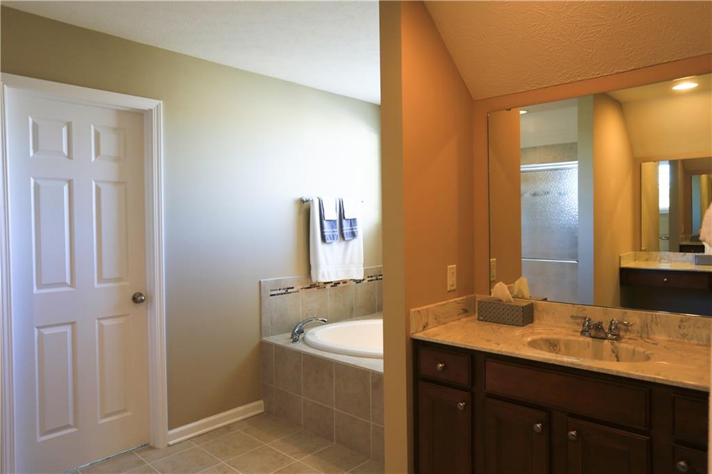 12495 Wolverton Way Fishers, IN 46037 - Photo 16 of 24 Gallery Image 16