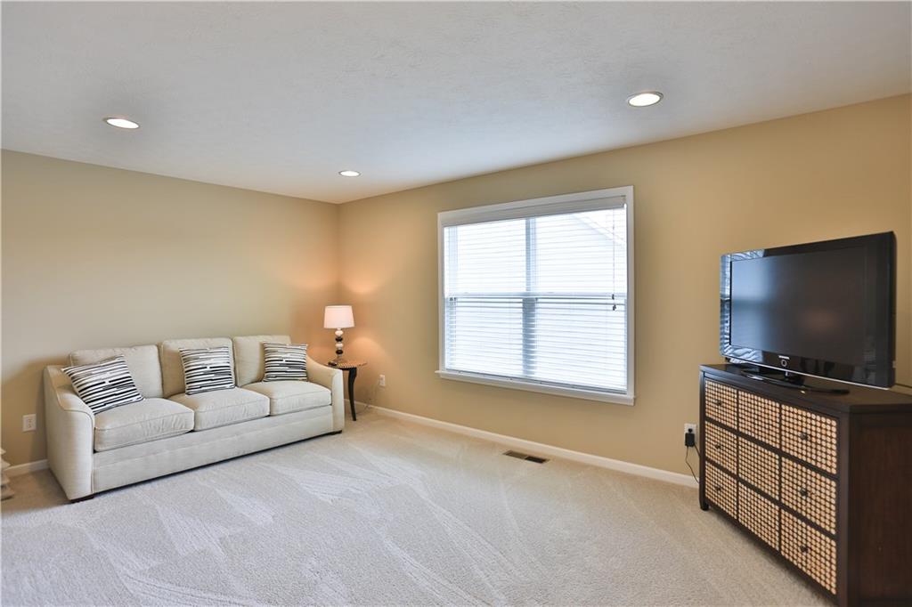 12495 Wolverton Way Fishers, IN 46037 - Photo 18 of 24 Gallery Image 18