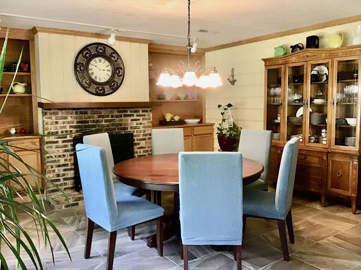 2231 Garden Road Aurora, IL 60506 - Photo 8 of 22
