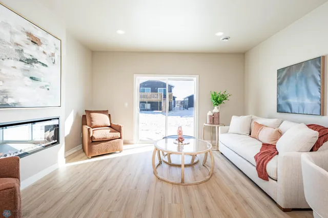 $382,690 | 1600 5th Avenue Northeast, Dilworth, MN 56529