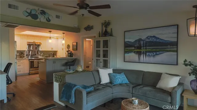 $679,000 | 1621 Interlachen Road, Unit 265F, Seal Beach, CA 90740