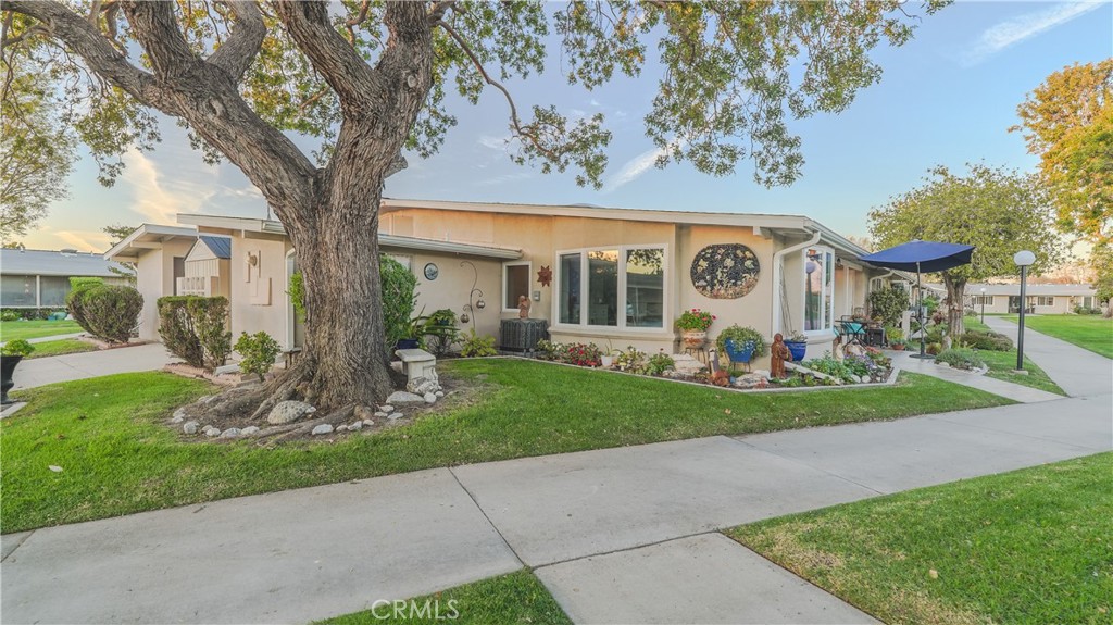 1621 Interlachen Road, Unit 265F Seal Beach, CA 90740 - Photo 3 of 20