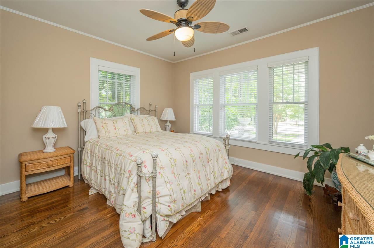 1404 Sutherland Place Birmingham, AL 35209 - Photo 33 of 45
