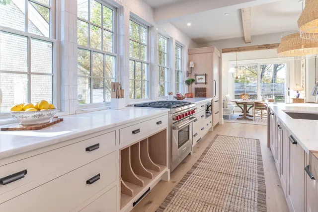 $3,850,000 | 37 South Street, Yarmouth, ME 04096