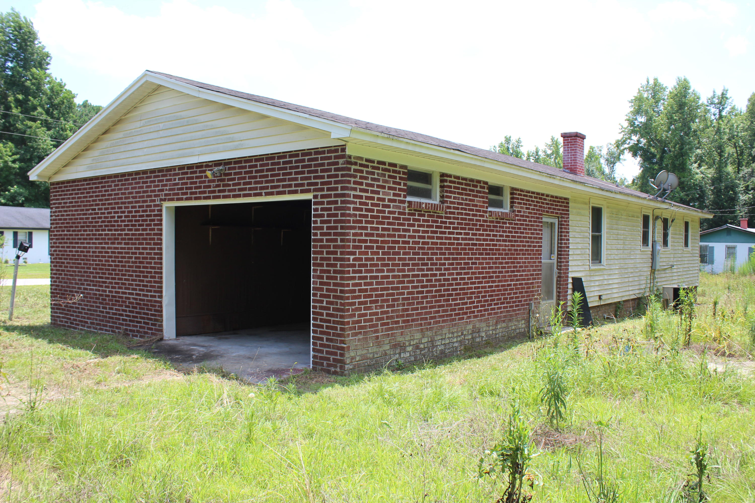152 Windham Road St. George, SC 29477 - Photo 5 of 21 IMG_1407