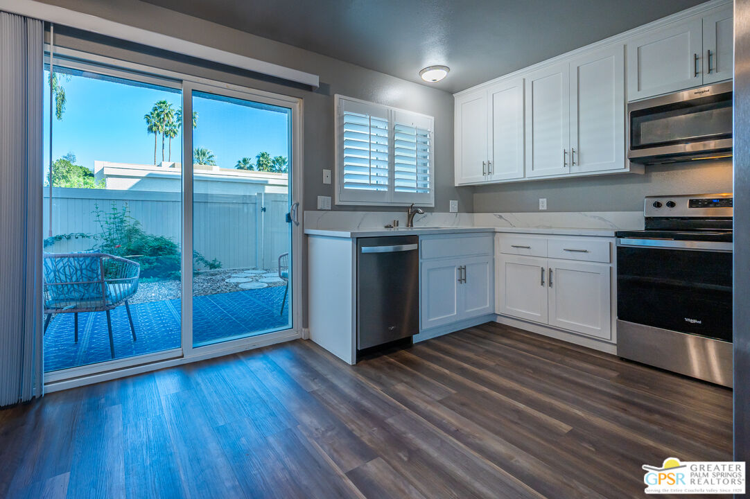 1268 Ramon Road, Unit 1 Palm Springs, CA 92264 - Photo 11 of 40