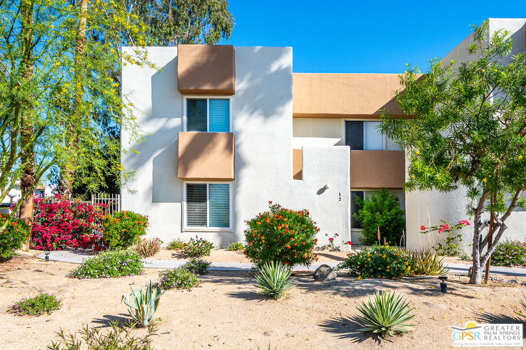 1268 Ramon Road, Unit 1 Palm Springs, CA 92264 - Photo 3 of 40