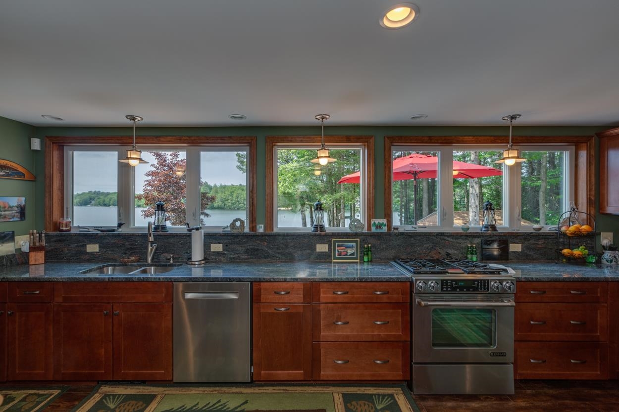 266 Varney Road Barnstead, NH 03225 - Photo 6 of 40