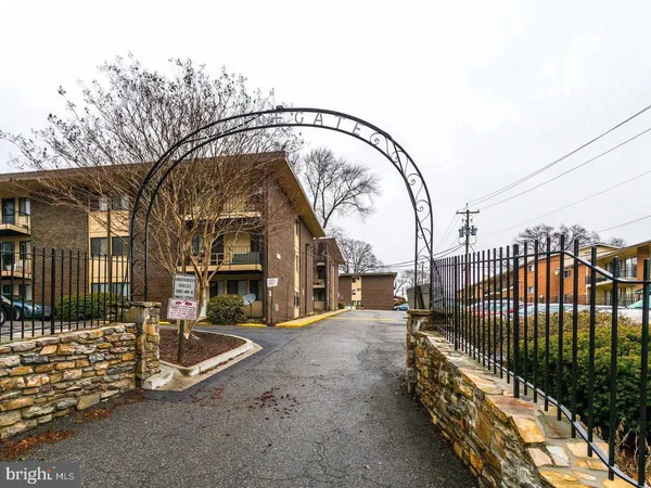$1,750 | 3930 Stone Gate Drive, Suitland, MD 20746