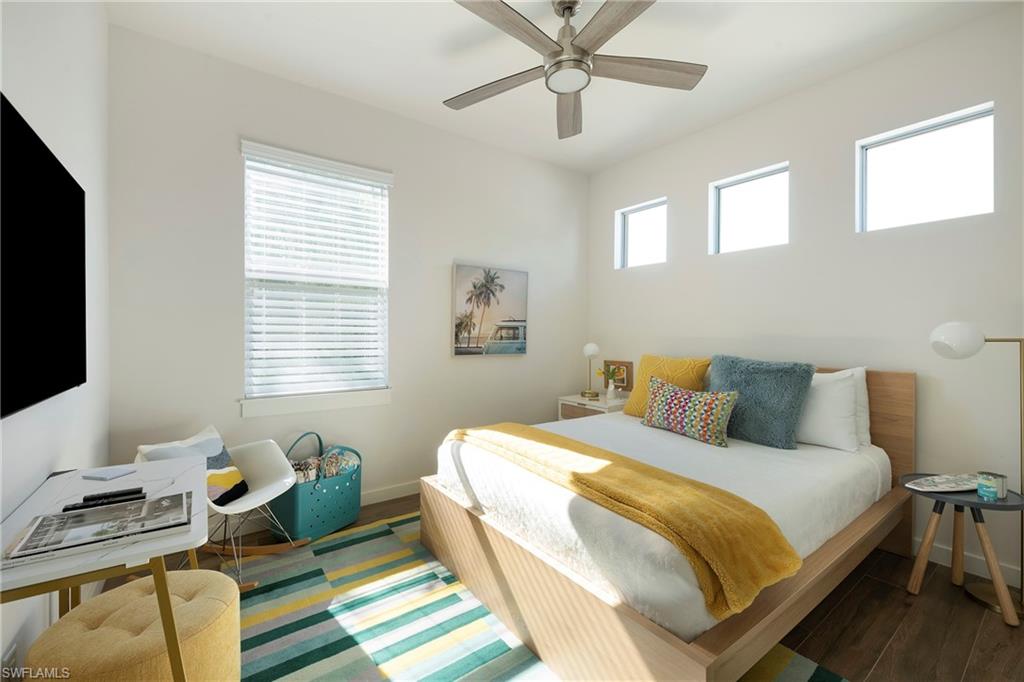 10042 Vanderbilt Drive Naples, FL 34108 - Photo 12 of 37