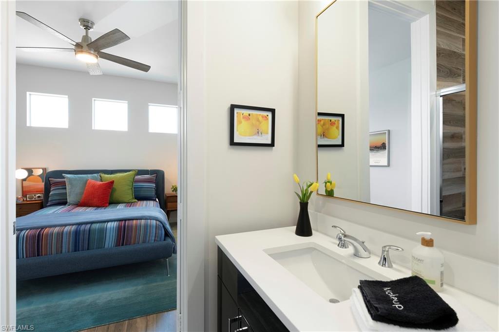 10042 Vanderbilt Drive Naples, FL 34108 - Photo 16 of 37