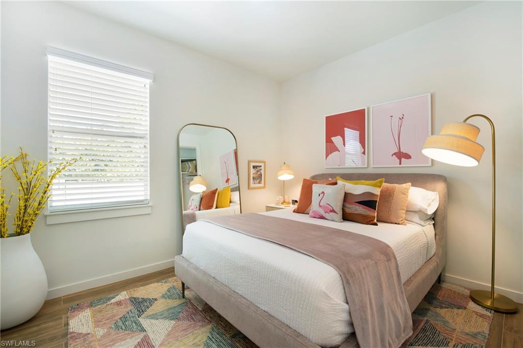 10042 Vanderbilt Drive Naples, FL 34108 - Photo 20 of 37