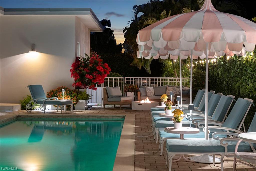 10042 Vanderbilt Drive Naples, FL 34108 - Photo 32 of 37