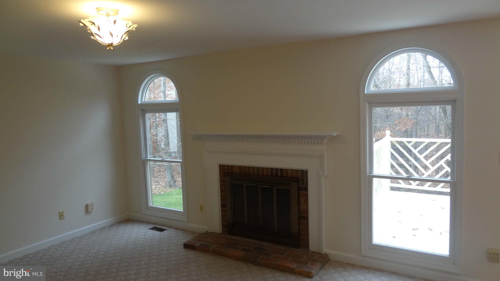 3628 Beaver Ford Road Woodbridge, VA 22192 - Photo 14 of 30 Family Room