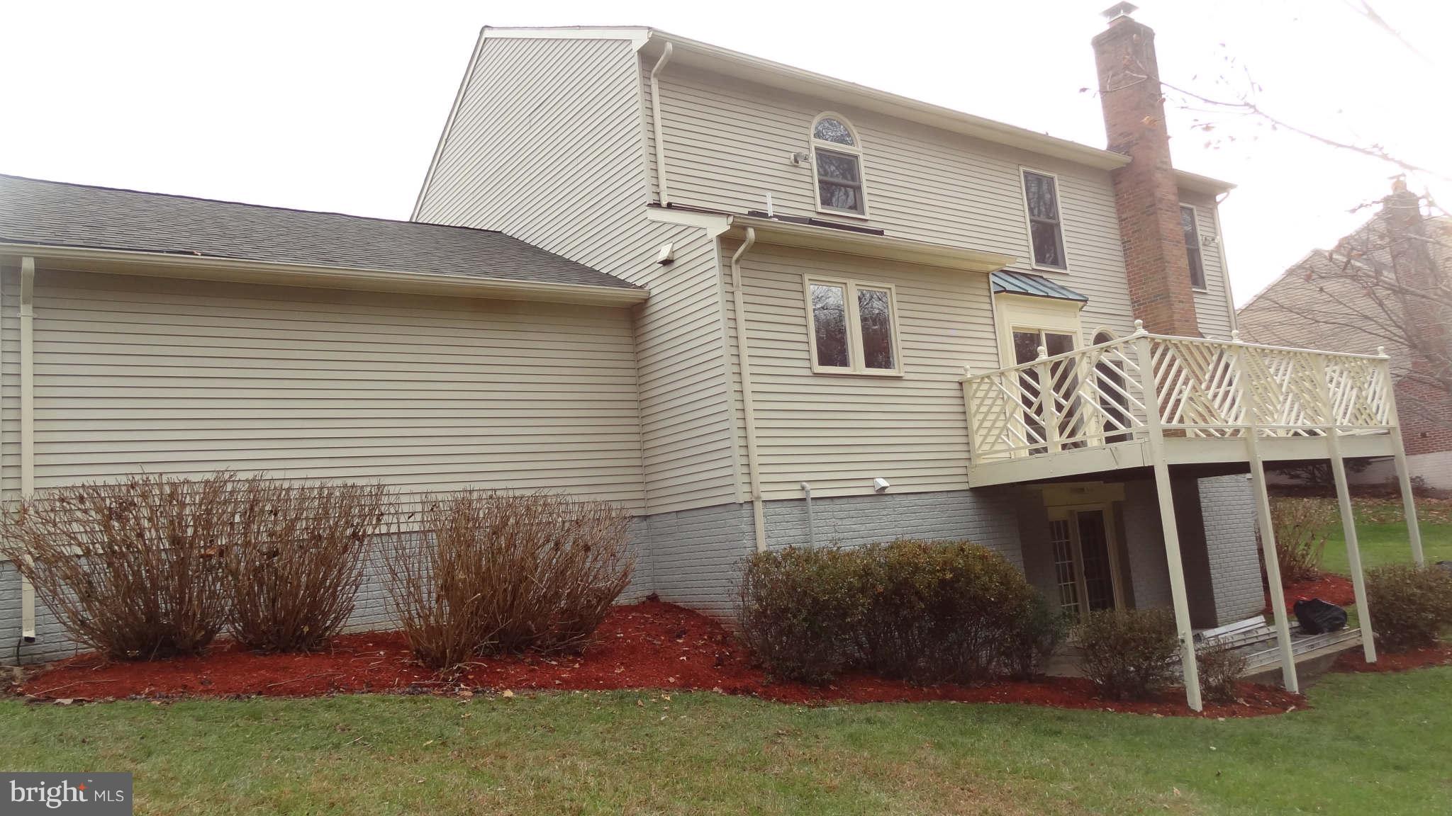 3628 Beaver Ford Road Woodbridge, VA 22192 - Photo 3 of 30 Exterior (Rear)