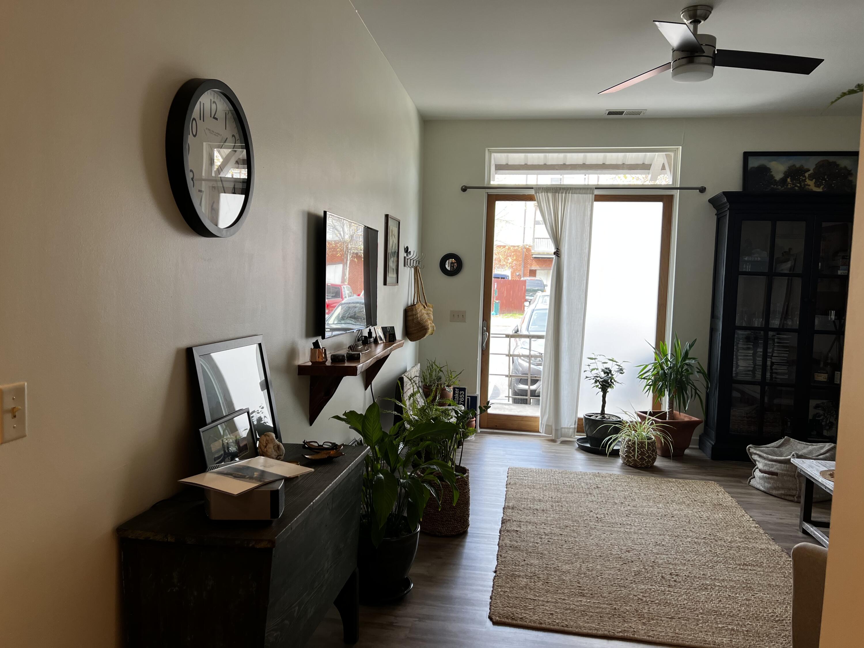 1609 Long Street, Unit 106 Chattanooga, TN 37408 - Photo 3 of 16 9B3D481E-0CD0-416F-8F24-16C8579EDB9D