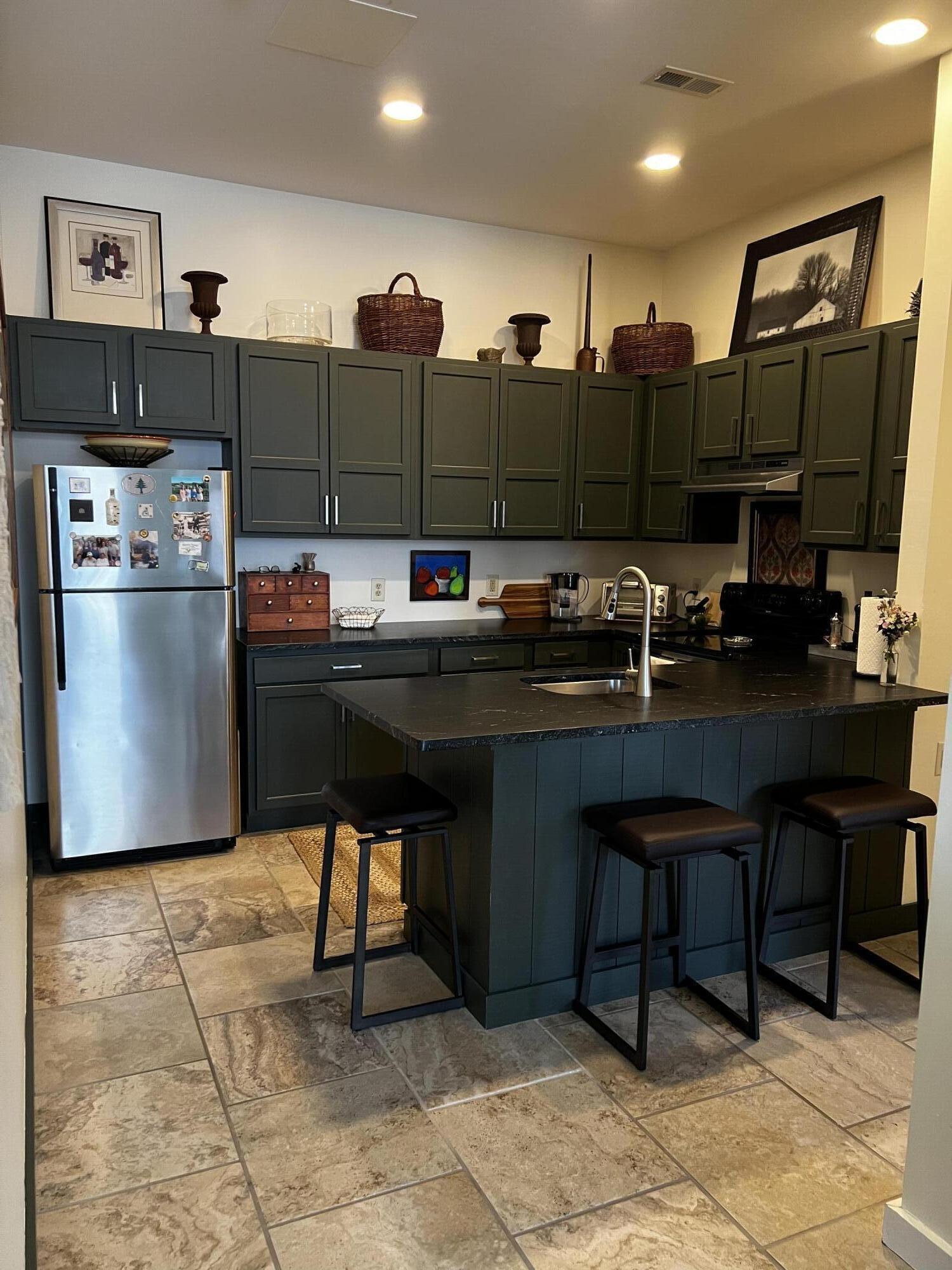 1609 Long Street, Unit 106 Chattanooga, TN 37408 - Photo 4 of 16 F98648C7-985A-4638-95DA-E5F052927E42