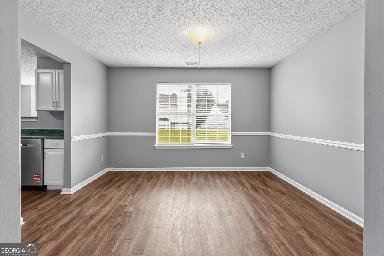 11925 Spring Lake Way Fayetteville, GA 30215 - Photo 6 of 27