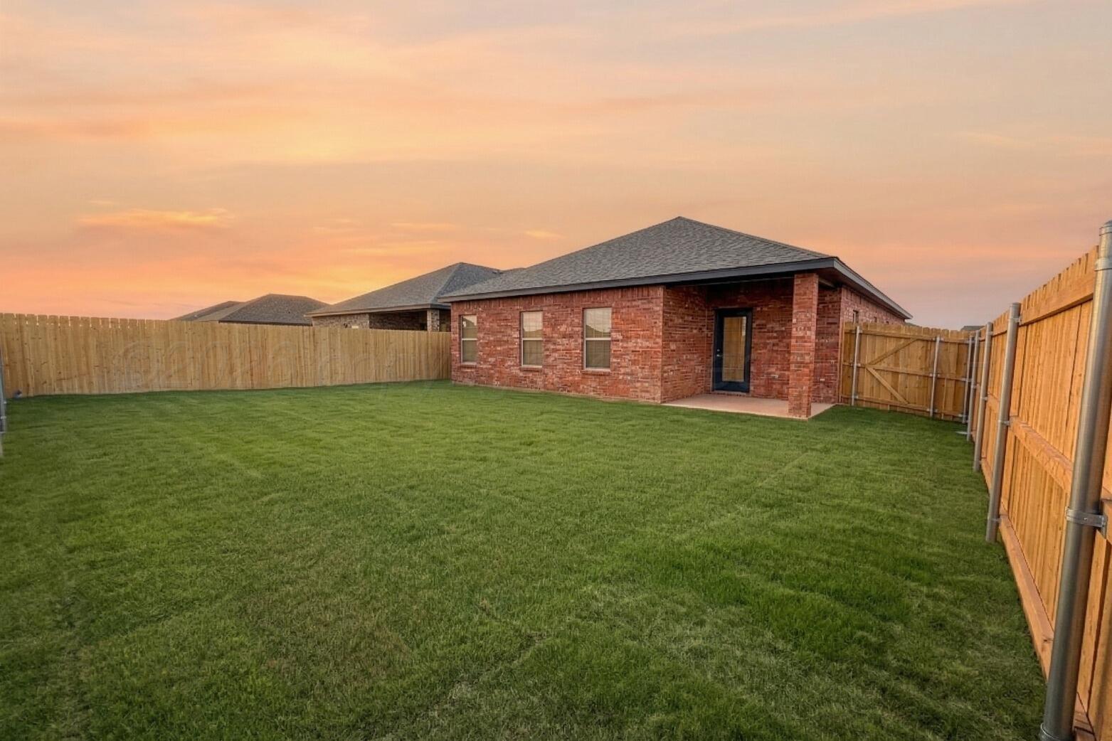 4307 Monarch Street Amarillo, TX 79118 - Photo 3 of 23 a0d9029a393d49e099e1ac8d71c7fa6f