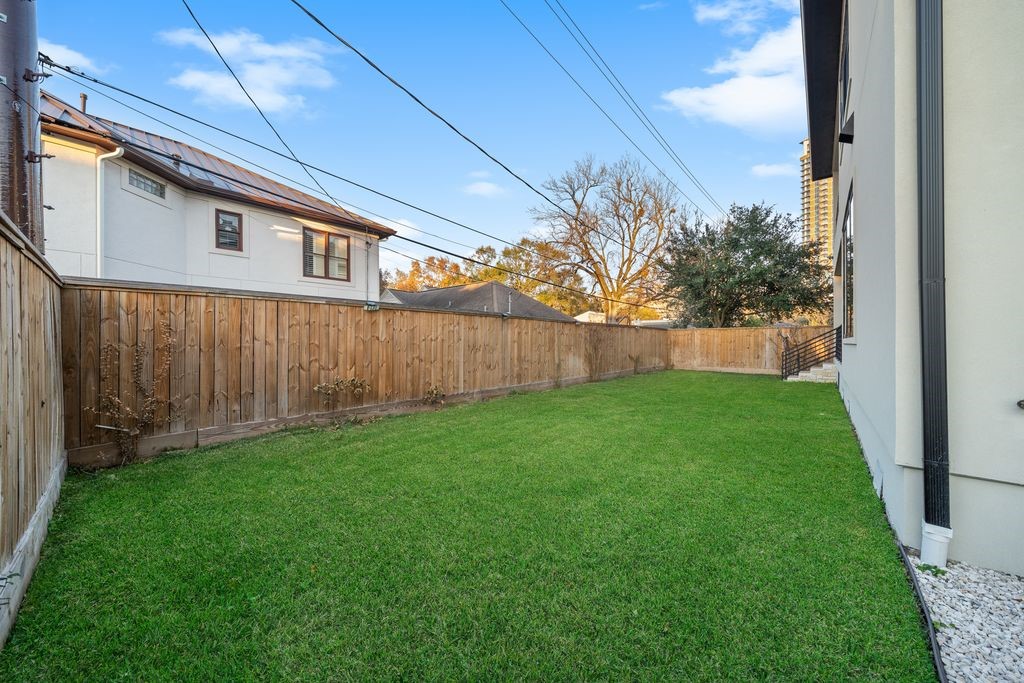2046 MacArthur Street Houston, TX 77030 - Photo 38 of 39