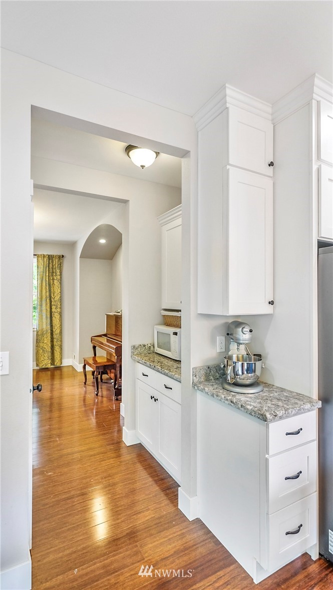 1919 Southwest Pine Road Port Orchard, WA 98367 - Photo 13 of 39 Gallery Image 13