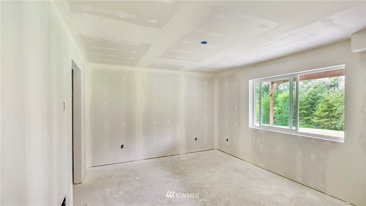 1919 Southwest Pine Road Port Orchard, WA 98367 - Photo 29 of 39 Gallery Image 29