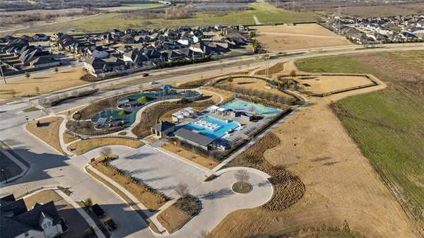 $639,999 | 6941 Lilac Drive, Venus, TX 76084