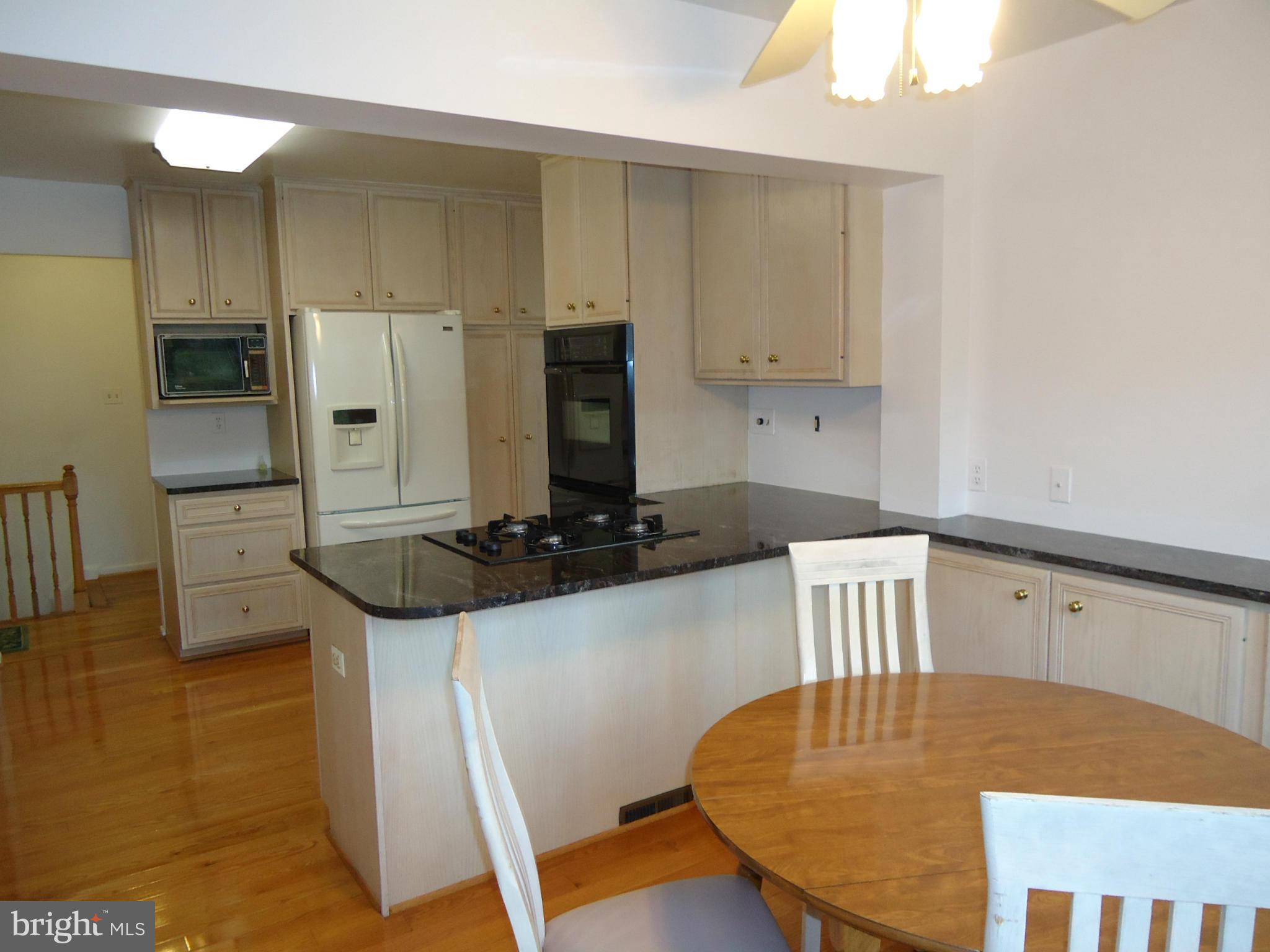9612 McAlpine Road Silver Spring, MD 20901 - Photo 11 of 29 Kitchen