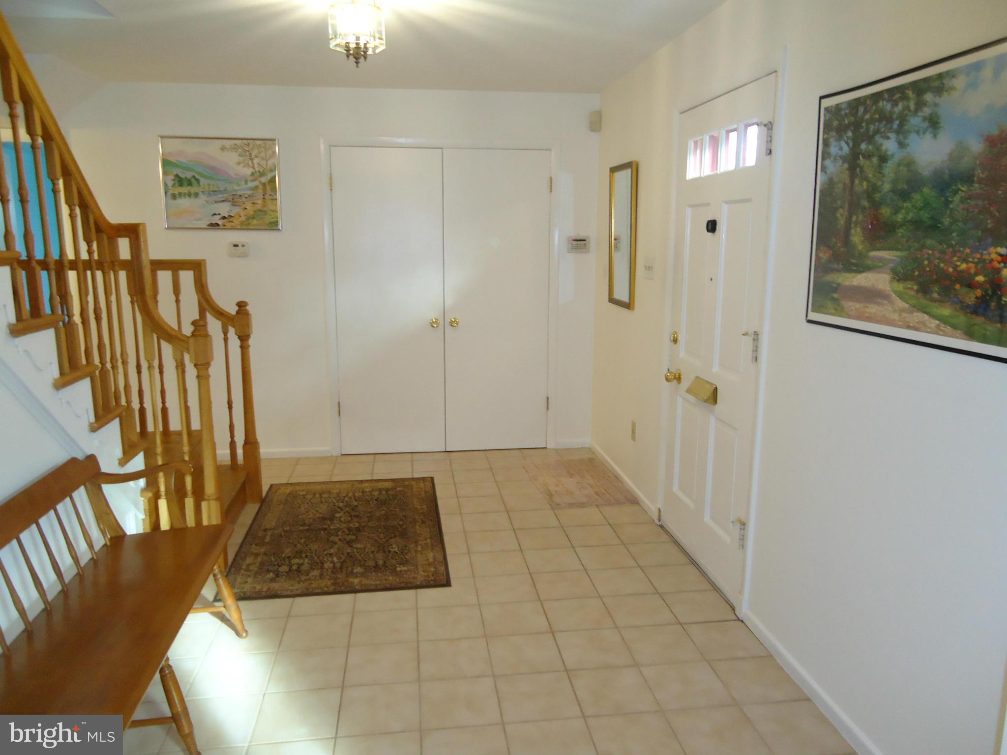 9612 McAlpine Road Silver Spring, MD 20901 - Photo 3 of 29 Interior (General)