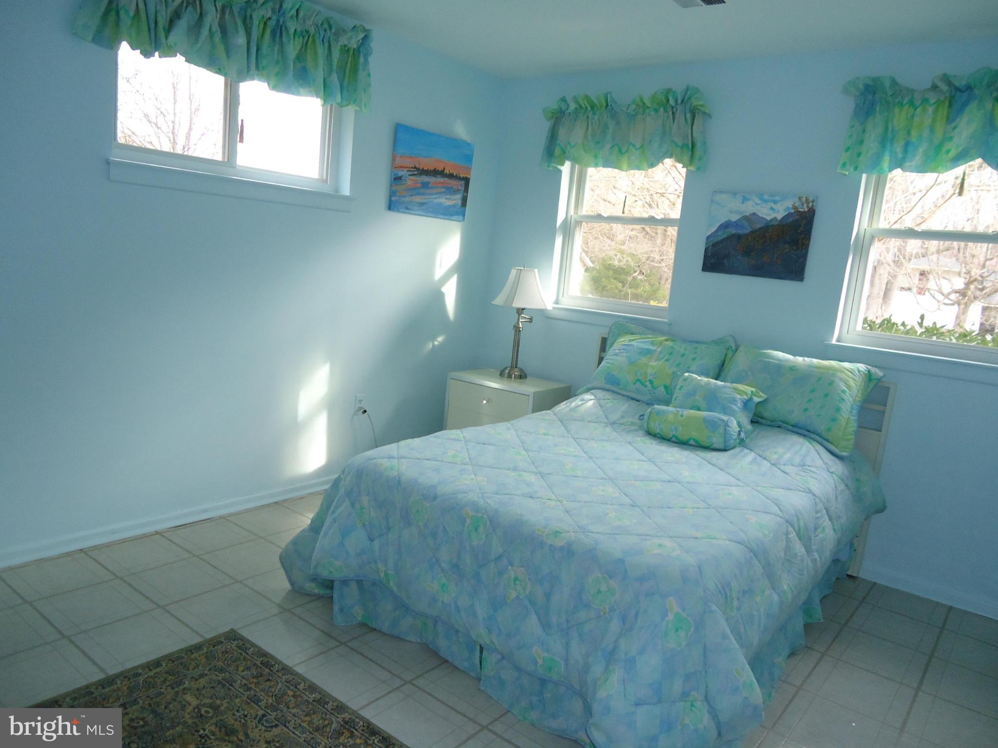 9612 McAlpine Road Silver Spring, MD 20901 - Photo 22 of 29 Bedroom