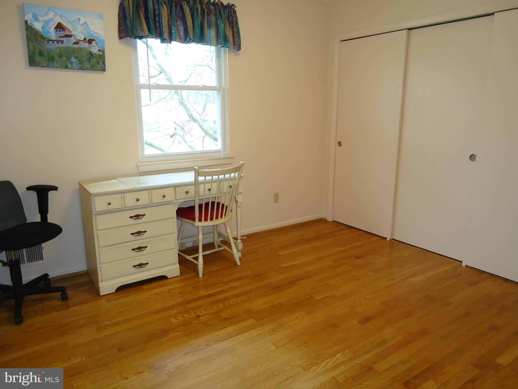 9612 McAlpine Road Silver Spring, MD 20901 - Photo 24 of 29 Bedroom