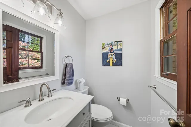 $569,900 | 7116 Hollyhouse Drive, Charlotte, NC 28215