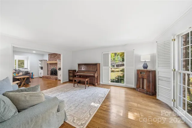 $569,900 | 7116 Hollyhouse Drive, Charlotte, NC 28215