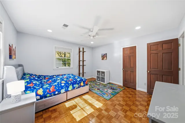 $569,900 | 7116 Hollyhouse Drive, Charlotte, NC 28215