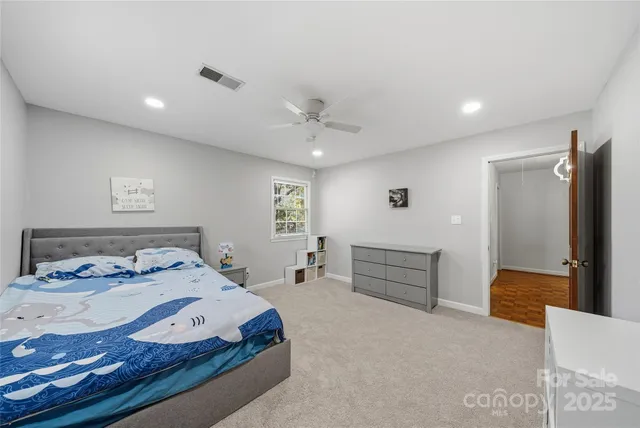 $569,900 | 7116 Hollyhouse Drive, Charlotte, NC 28215