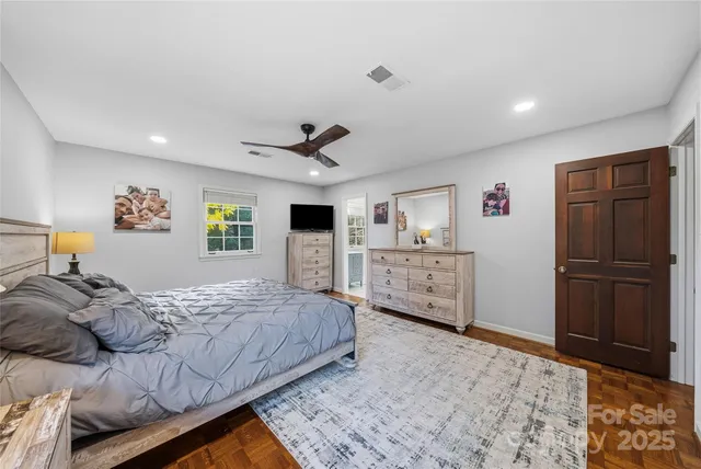 $569,900 | 7116 Hollyhouse Drive, Charlotte, NC 28215