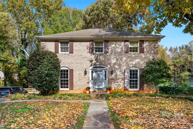 $569,900 | 7116 Hollyhouse Drive, Charlotte, NC 28215