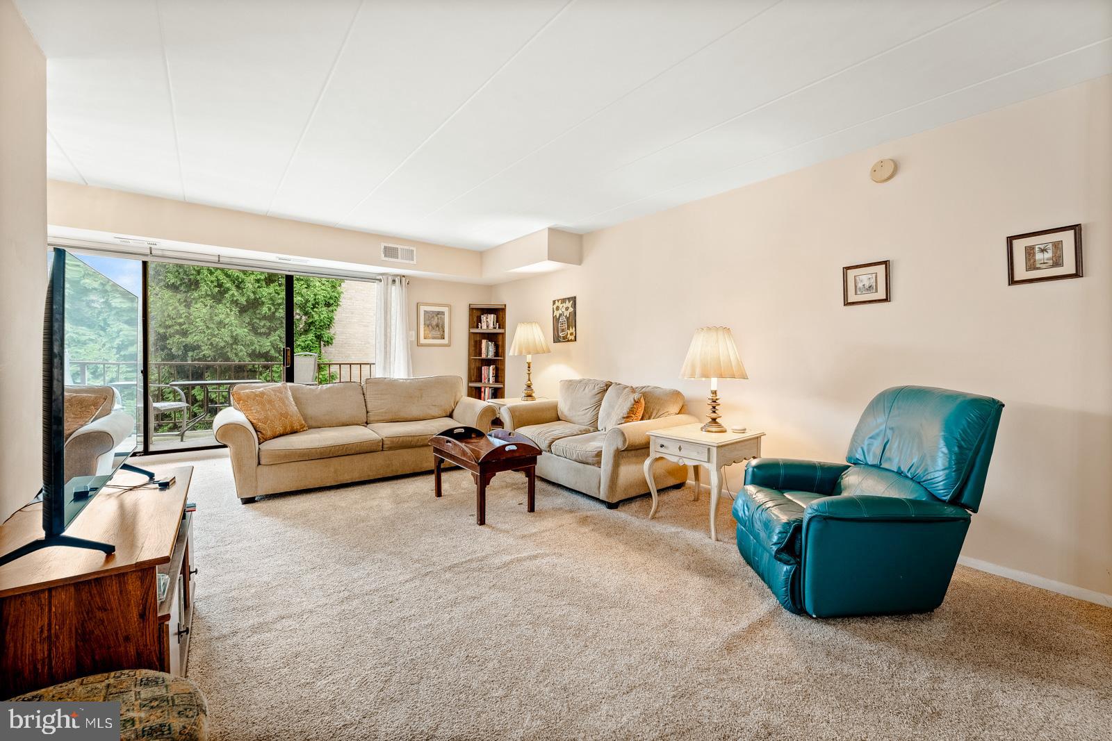 8920 Krewstown Road, Unit 204 Philadelphia, PA 19115 - Photo 6 of 32 Gallery Image 6