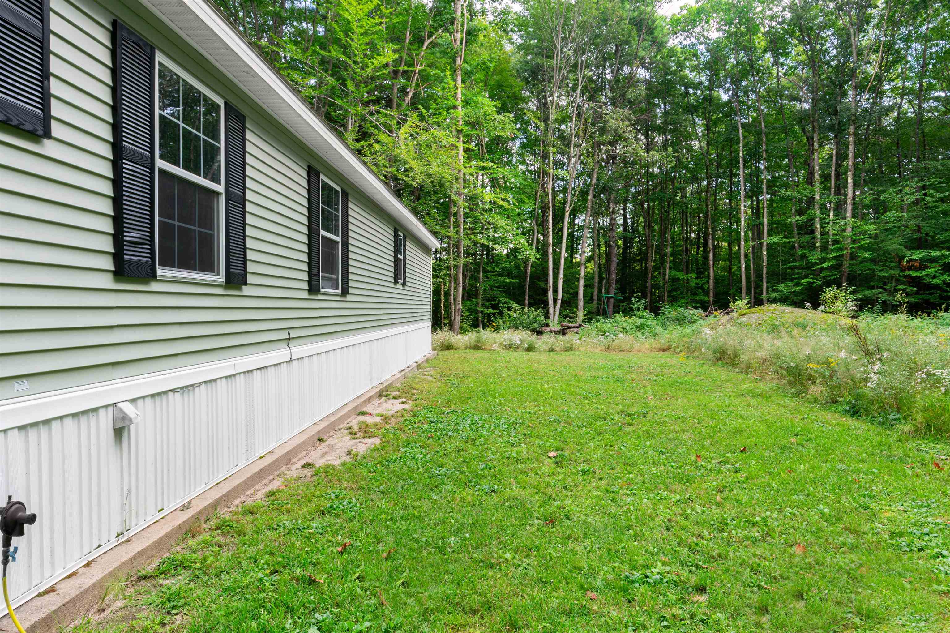 67 Skye Farm Road Deering, NH 03244 - Photo 22 of 33