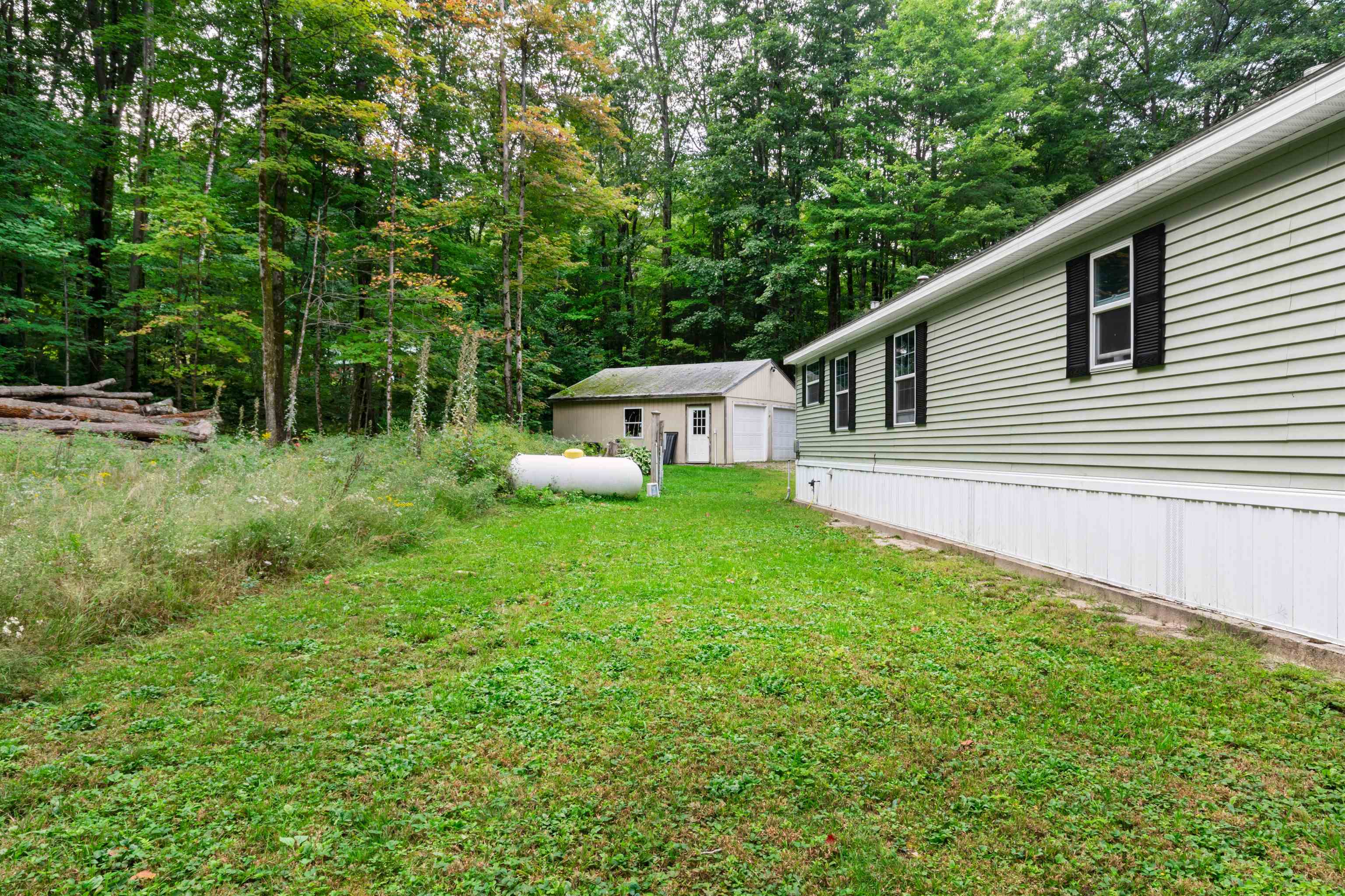 67 Skye Farm Road Deering, NH 03244 - Photo 23 of 33