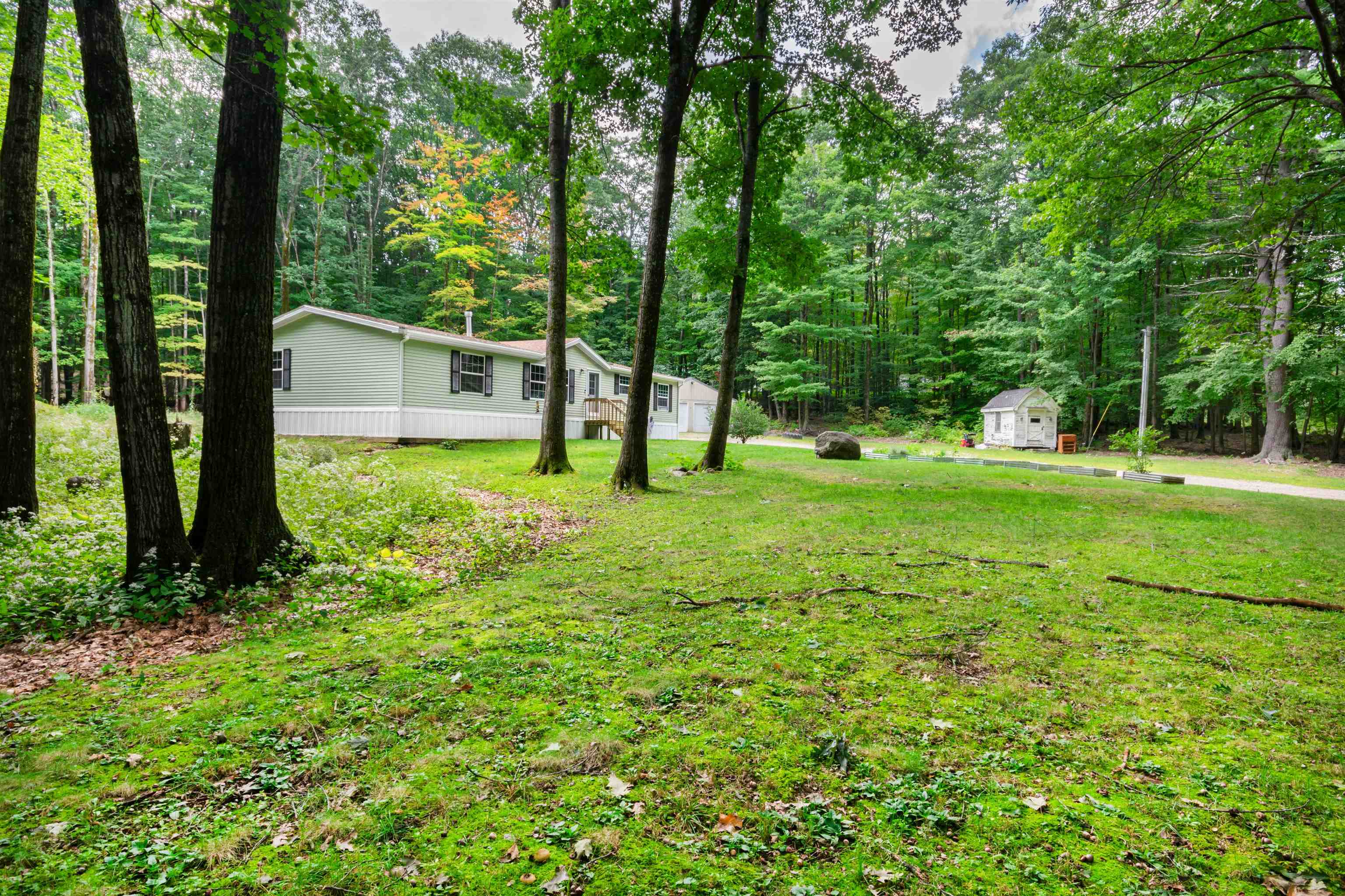 67 Skye Farm Road Deering, NH 03244 - Photo 27 of 33