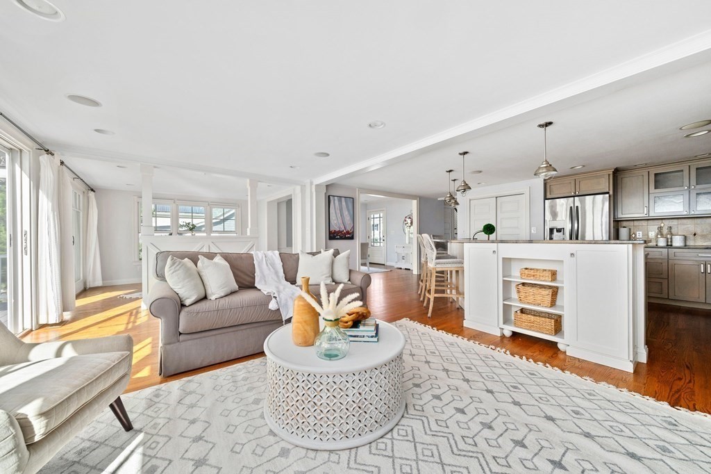 14 Shoreside Road Quincy, MA 02169 - Photo 11 of 42