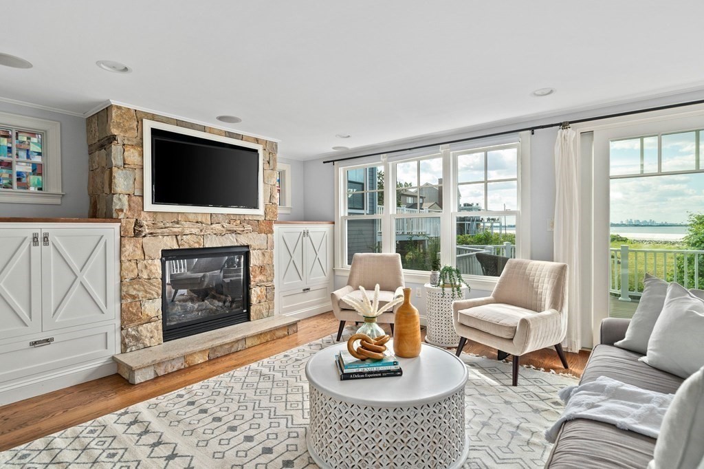 14 Shoreside Road Quincy, MA 02169 - Photo 2 of 42