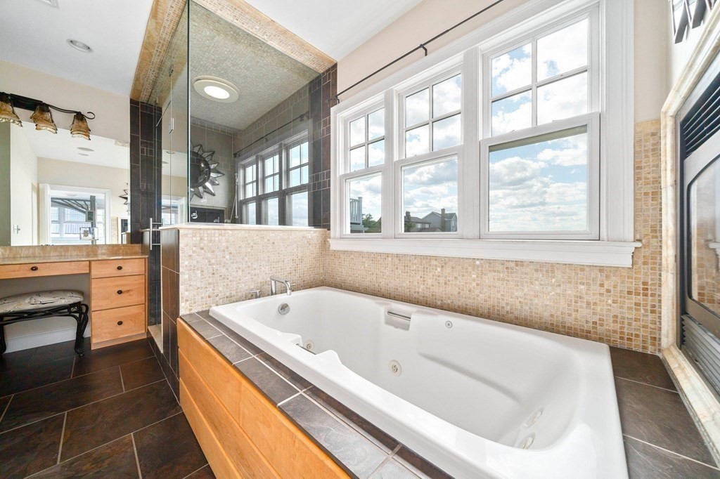 14 Shoreside Road Quincy, MA 02169 - Photo 24 of 42